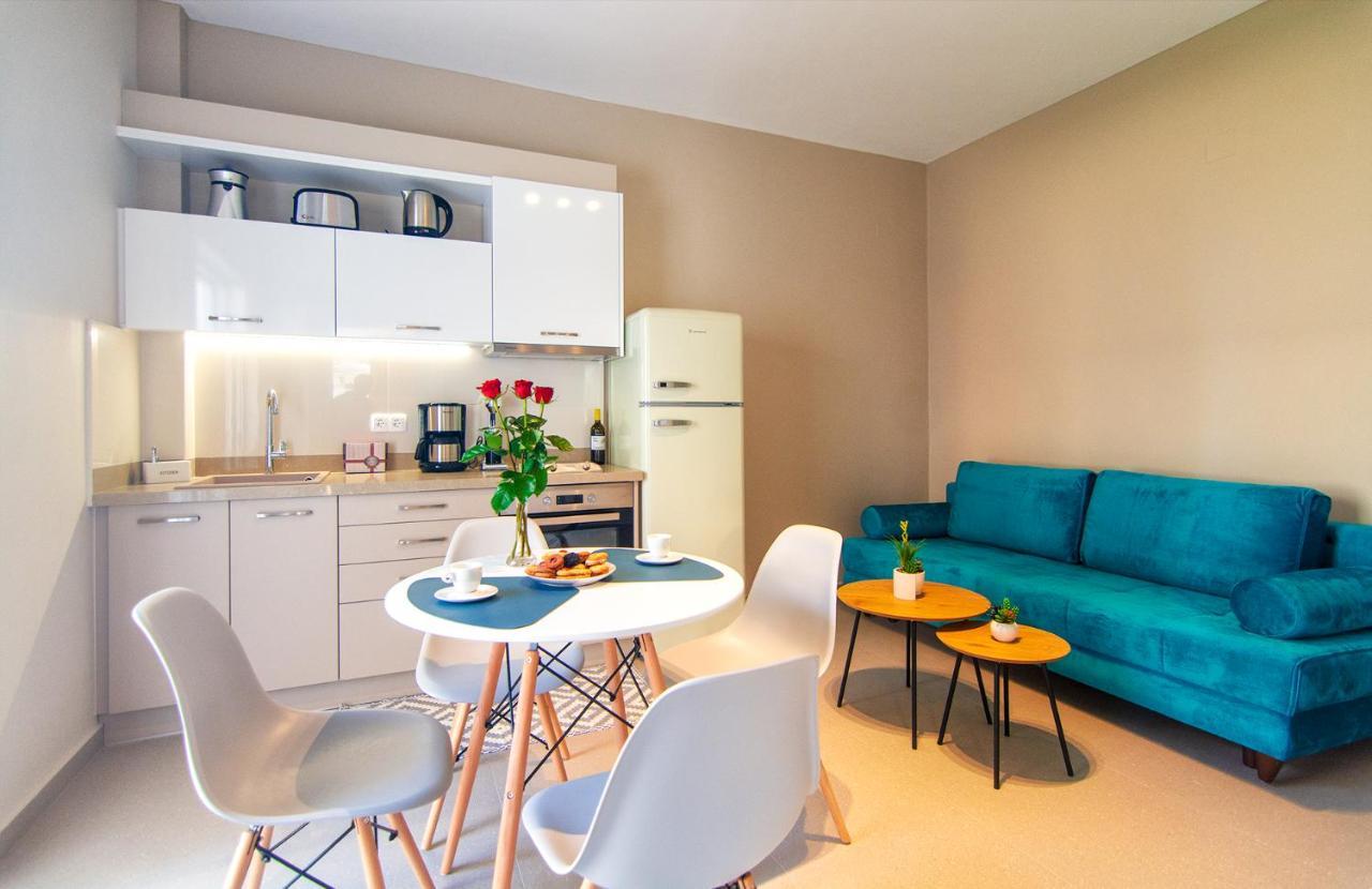 Vakakis Family Luxury Studios 2 باليوخورا المظهر الخارجي الصورة