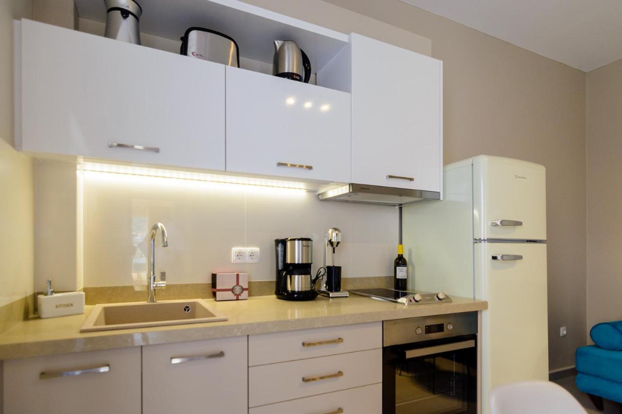 Vakakis Family Luxury Studios 2 باليوخورا المظهر الخارجي الصورة